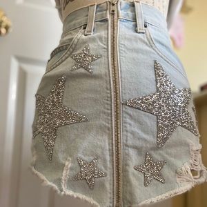 CARMAR DENIM STAR ZIP-UP MINI DENIM SKIRT